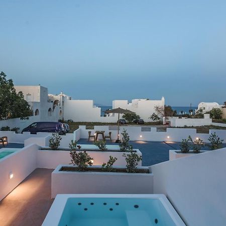 Voca Hotel & Suites Kamari  Bagian luar foto