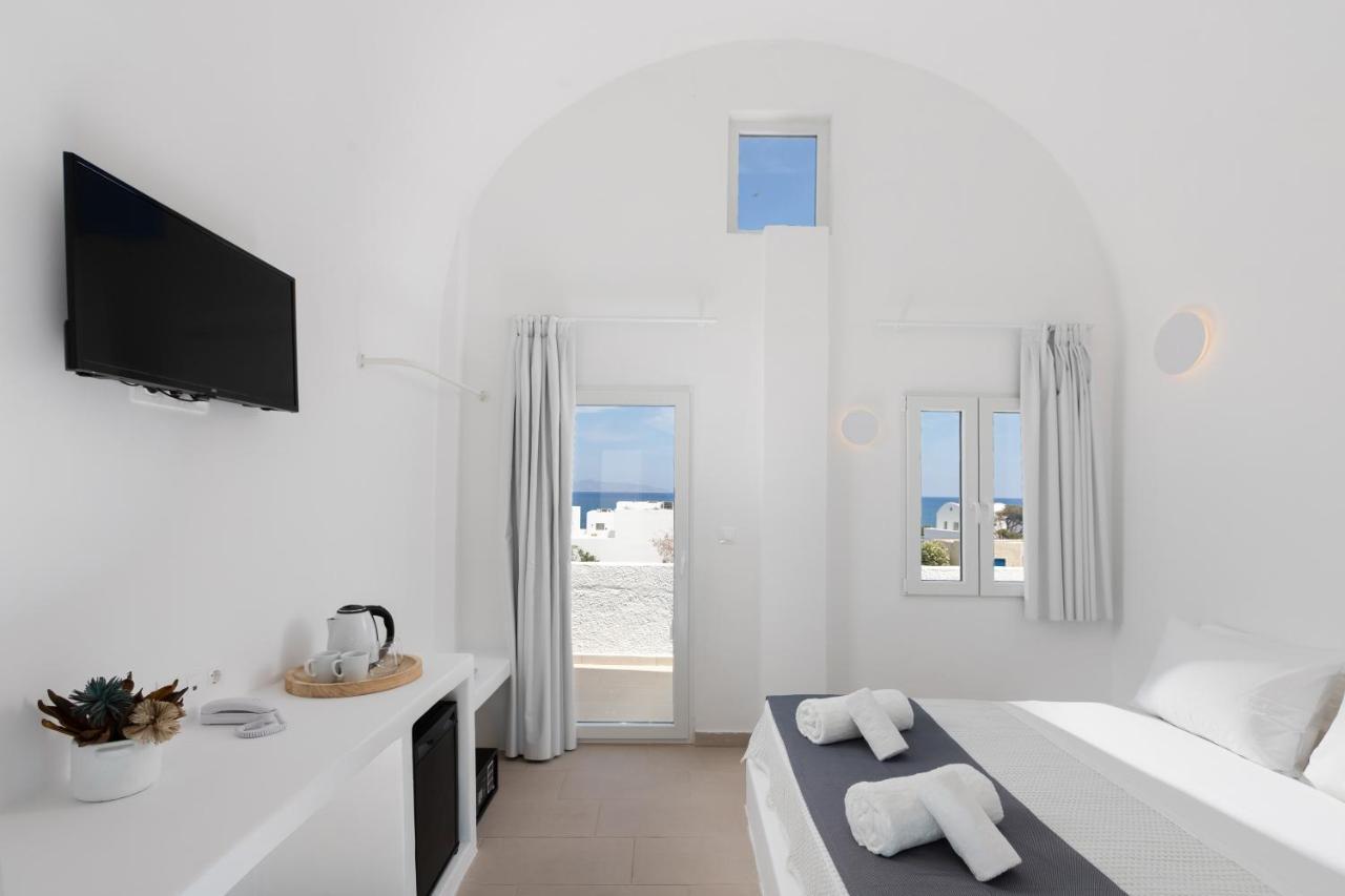 Voca Hotel & Suites Kamari  Bagian luar foto