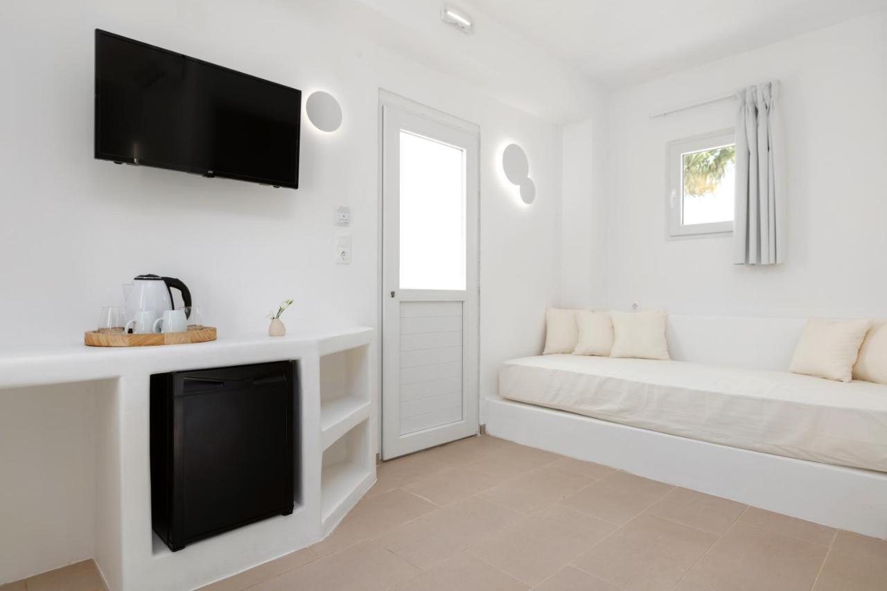 Voca Hotel & Suites Kamari  Bagian luar foto
